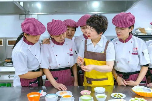 家政服務技術含量不高 這位全國五一勞動獎章獲得者不簡單